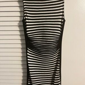Dress size medium up to knee nice fabric brand new